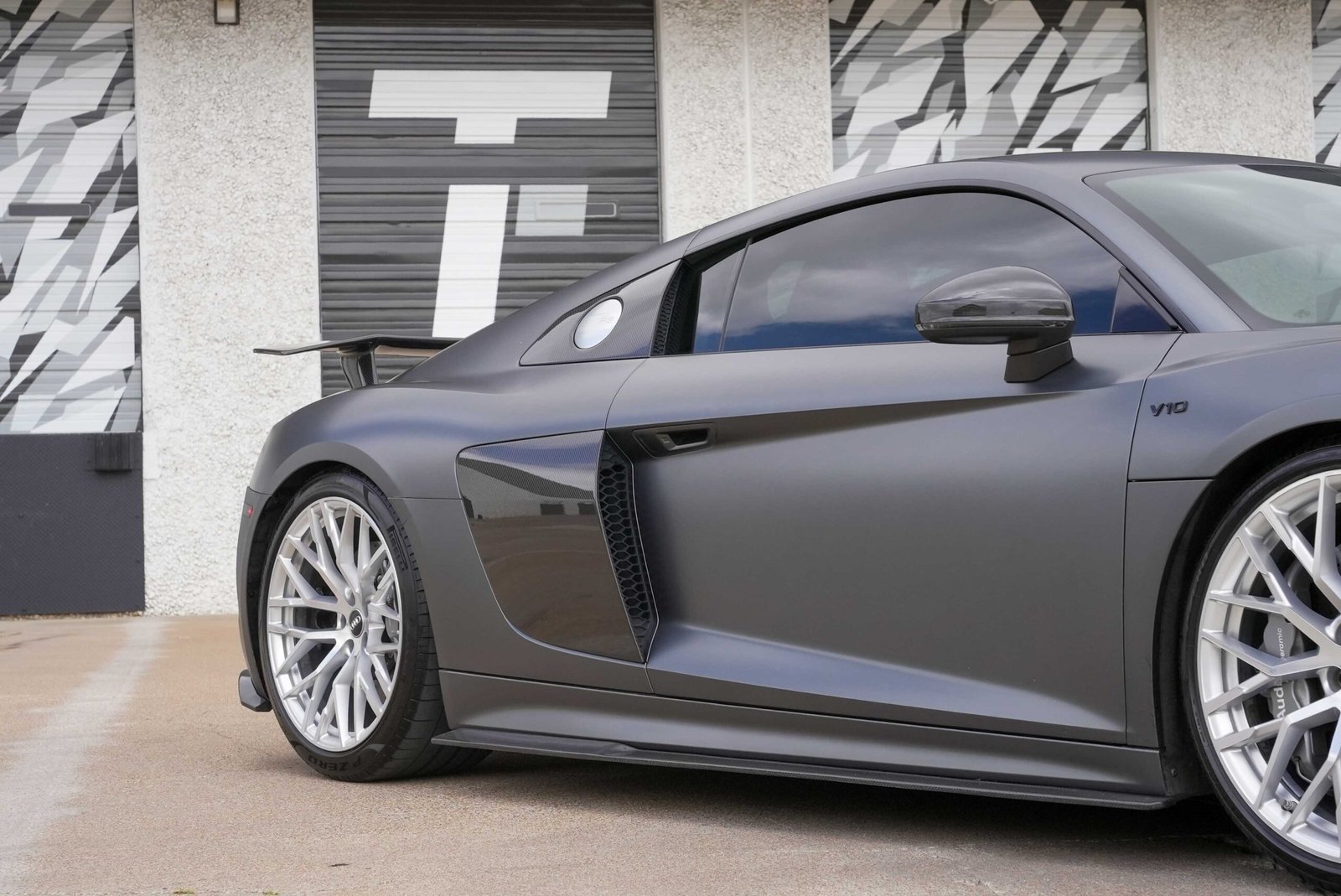 Carbon Fiber Side Skirts - Audi R8 V10 Gen 2