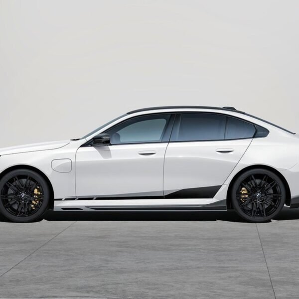 MP Style Carbon Fiber Side Skirt - BMW G90 M5 - Image 2