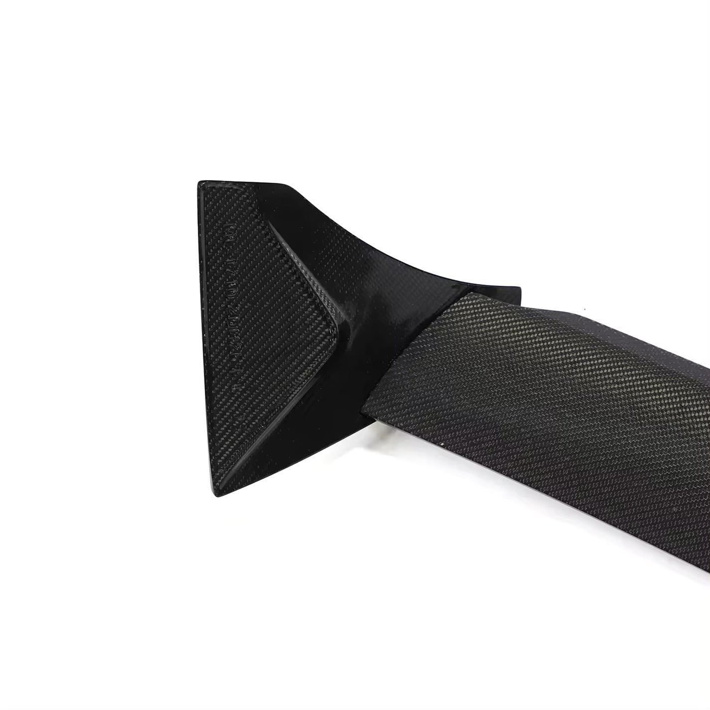 O Style Carbon Fiber Roof Spoiler - Volkswagen Golf MK8 GTI - Image 4